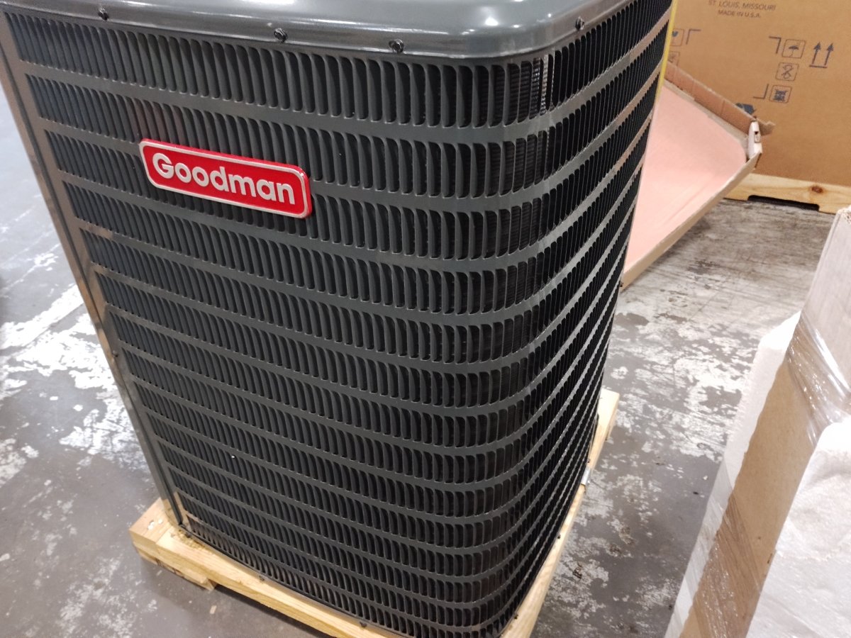 Scratch & Dent - Goodman 3 TON 14.3 SEER2 Classic Series R - 32 AC Condenser (GLXS4BA3610)