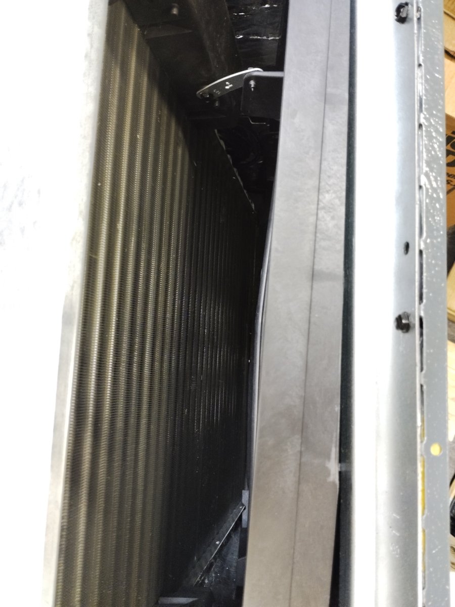 Scratch & Dent - Grade A Goodman 2.0 - 2.5 TON Horizontal Coil (R - 32 only) (CHPTA3026B3)