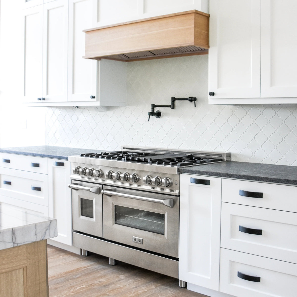 ZLINE 46" Ducted Wall Mount Range Hood Insert in Stainless Steel (695 - 46)