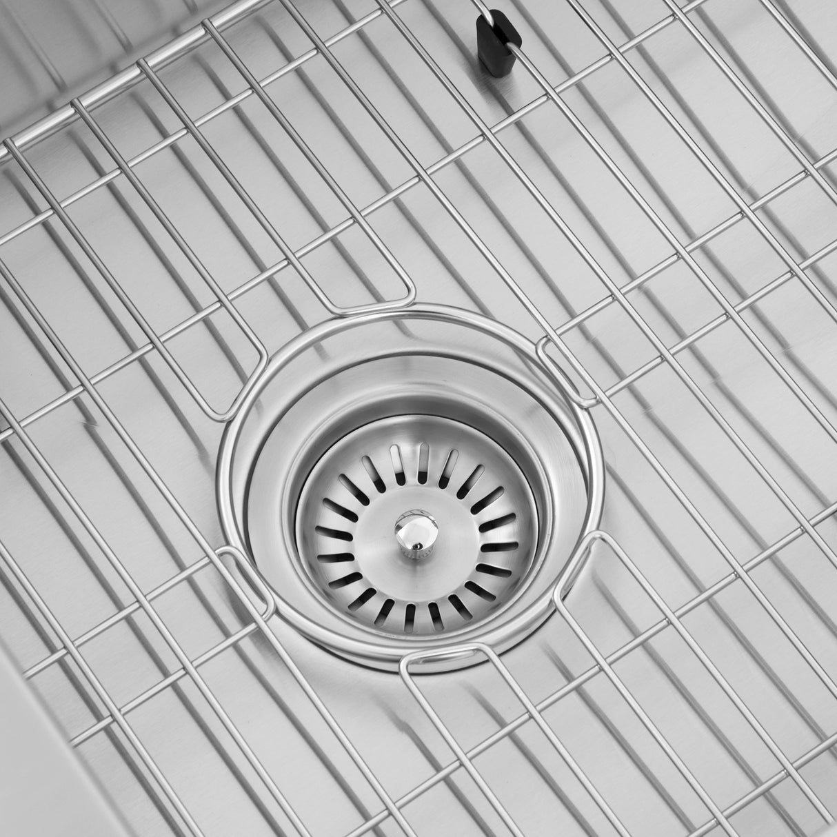 ZLINE 45" Garmisch Undermount Single Bowl Kitchen Sink with Bottom Grid and Accessories (SLS-45)