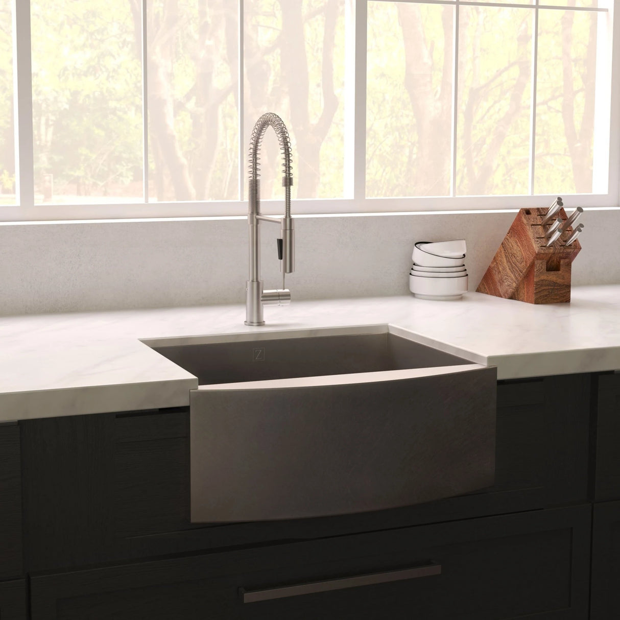 ZLINE 33" Vail Farmhouse Apron Mount Single Bowl Kitchen Sink with Bottom Grid (SAS)