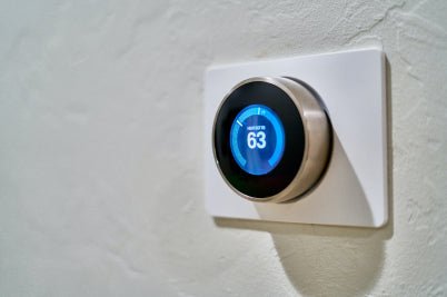 Why a programmable thermostat is the right choice - Superior Home Supplies